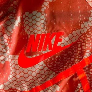 Adorable lightweight NIKE Jacket